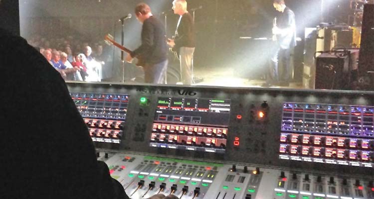 Soundcraft Vi6, de gira europea con Paul Weller